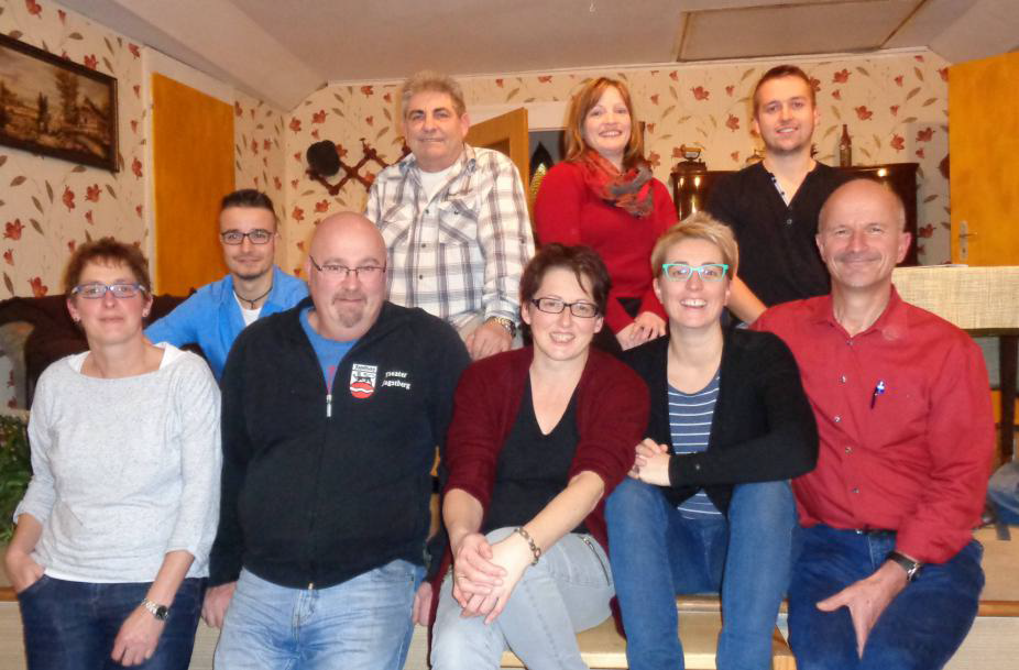Theater 2016 - Ein Butler auf dem Bauernhof (Gruppenbild)